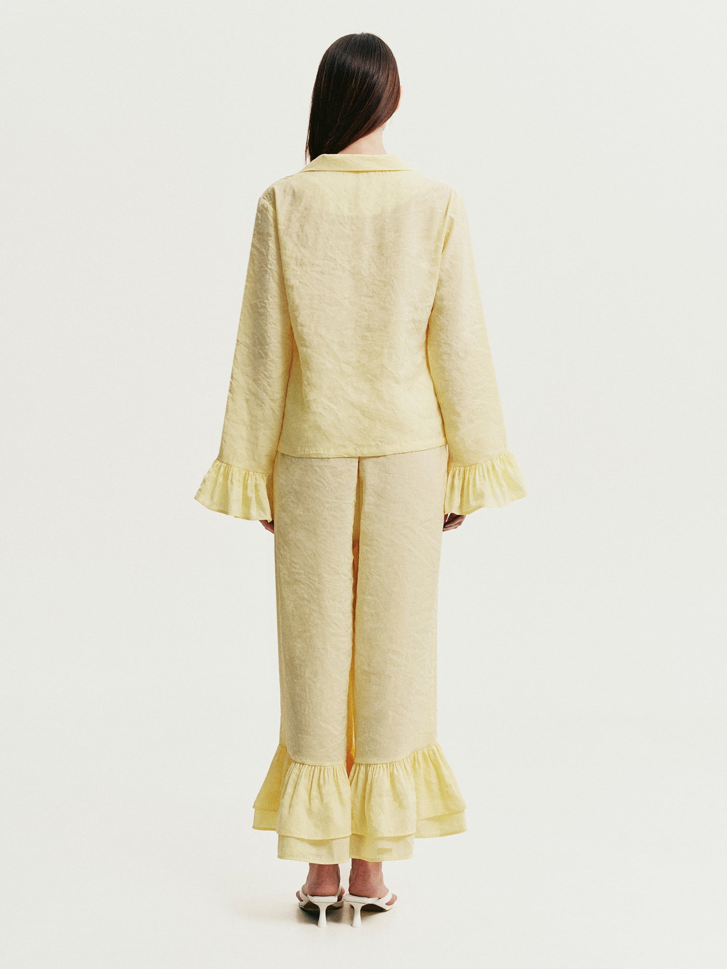 Lemony pants with ruffles