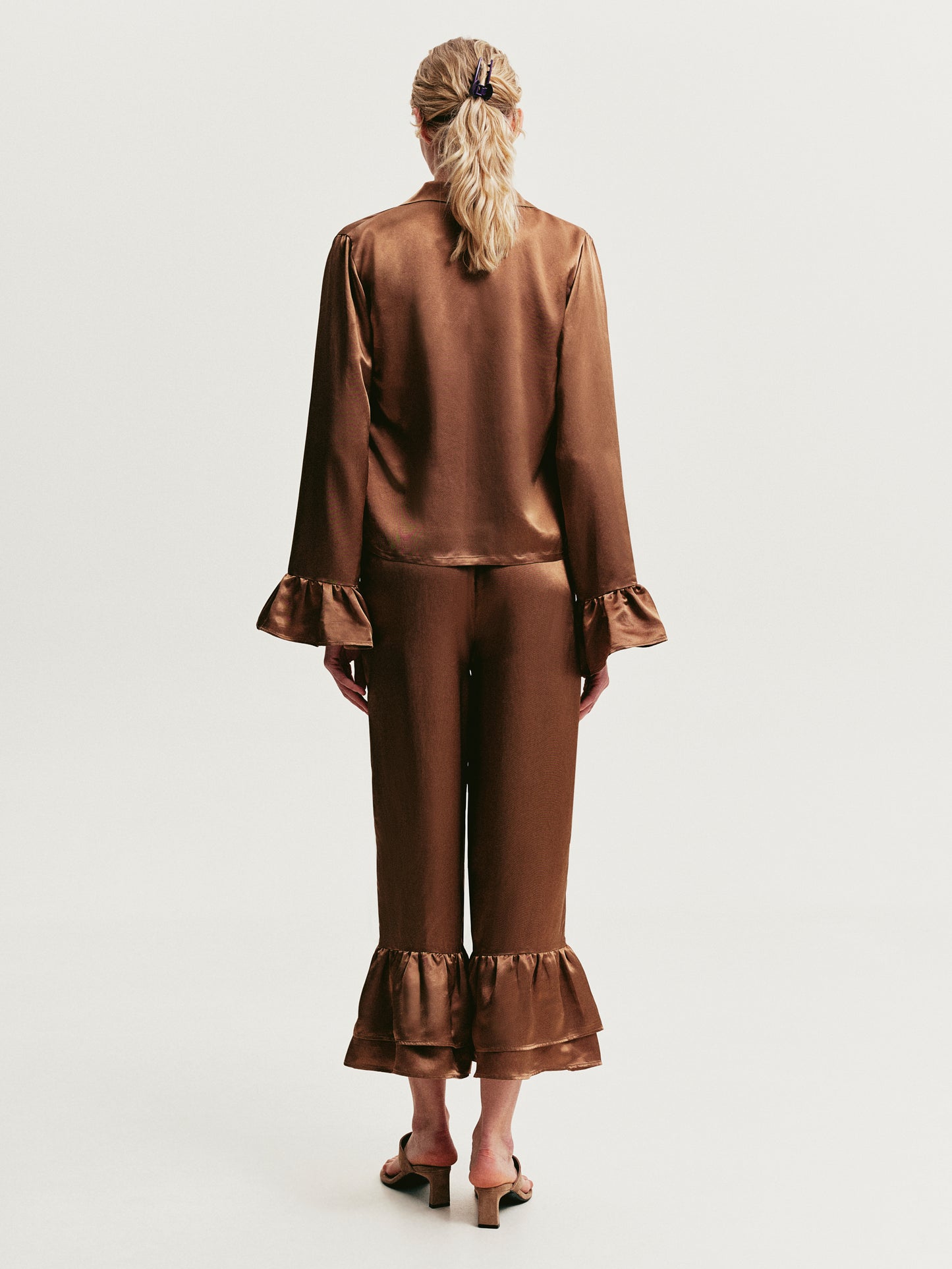 Brown blouse with ruffles