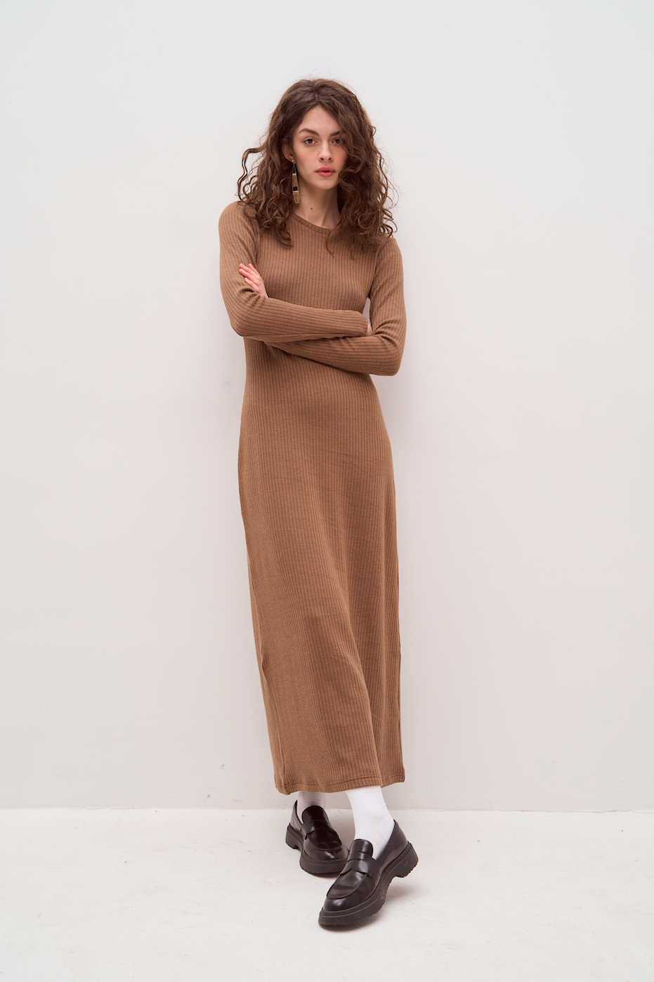 Brown dress