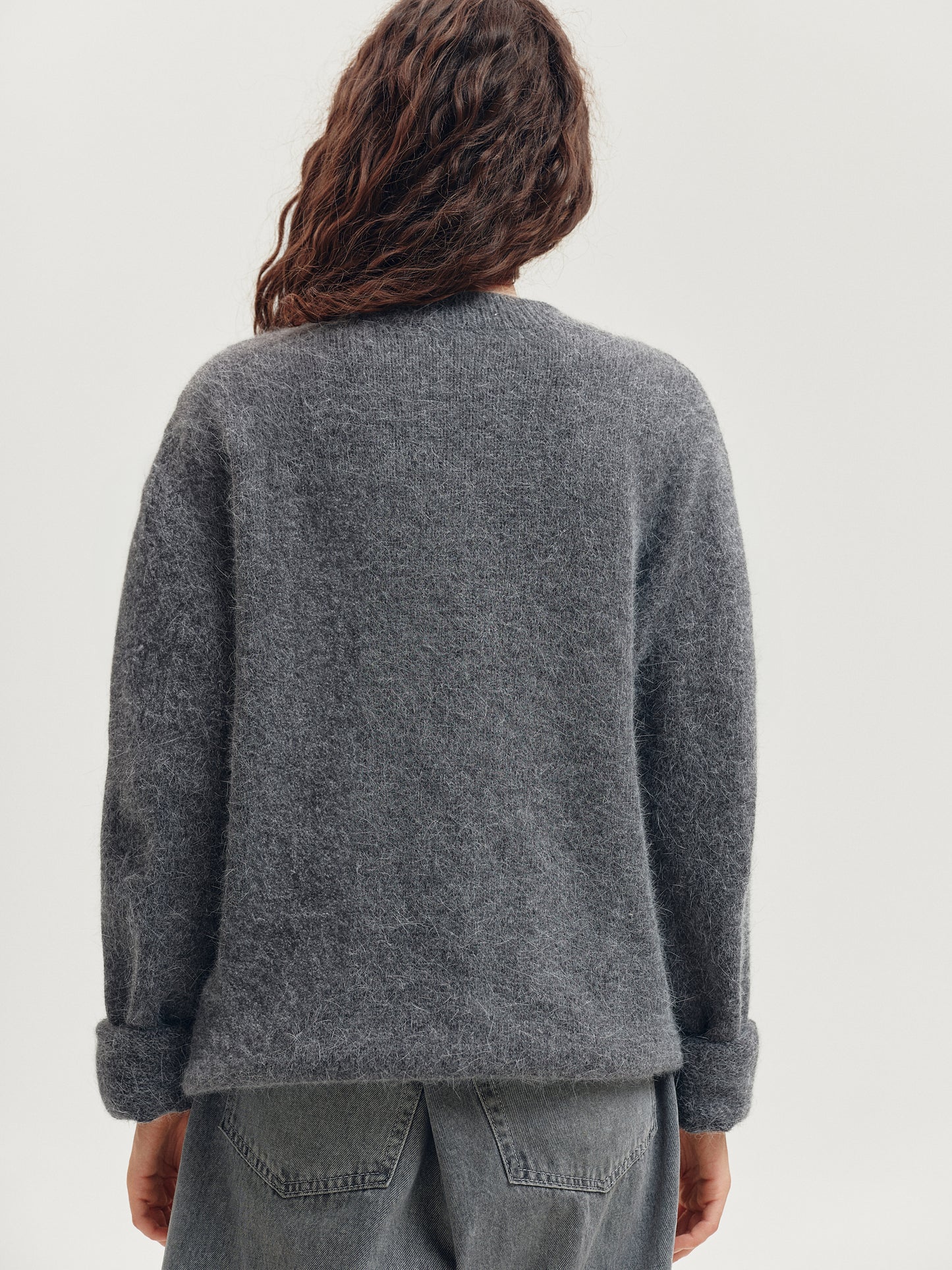 Sweater with stones