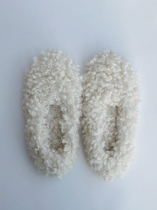 Fluffy milk home slippers