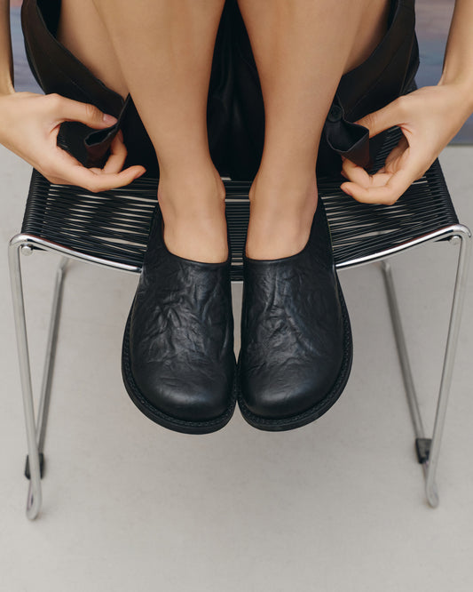 Textured leather mules