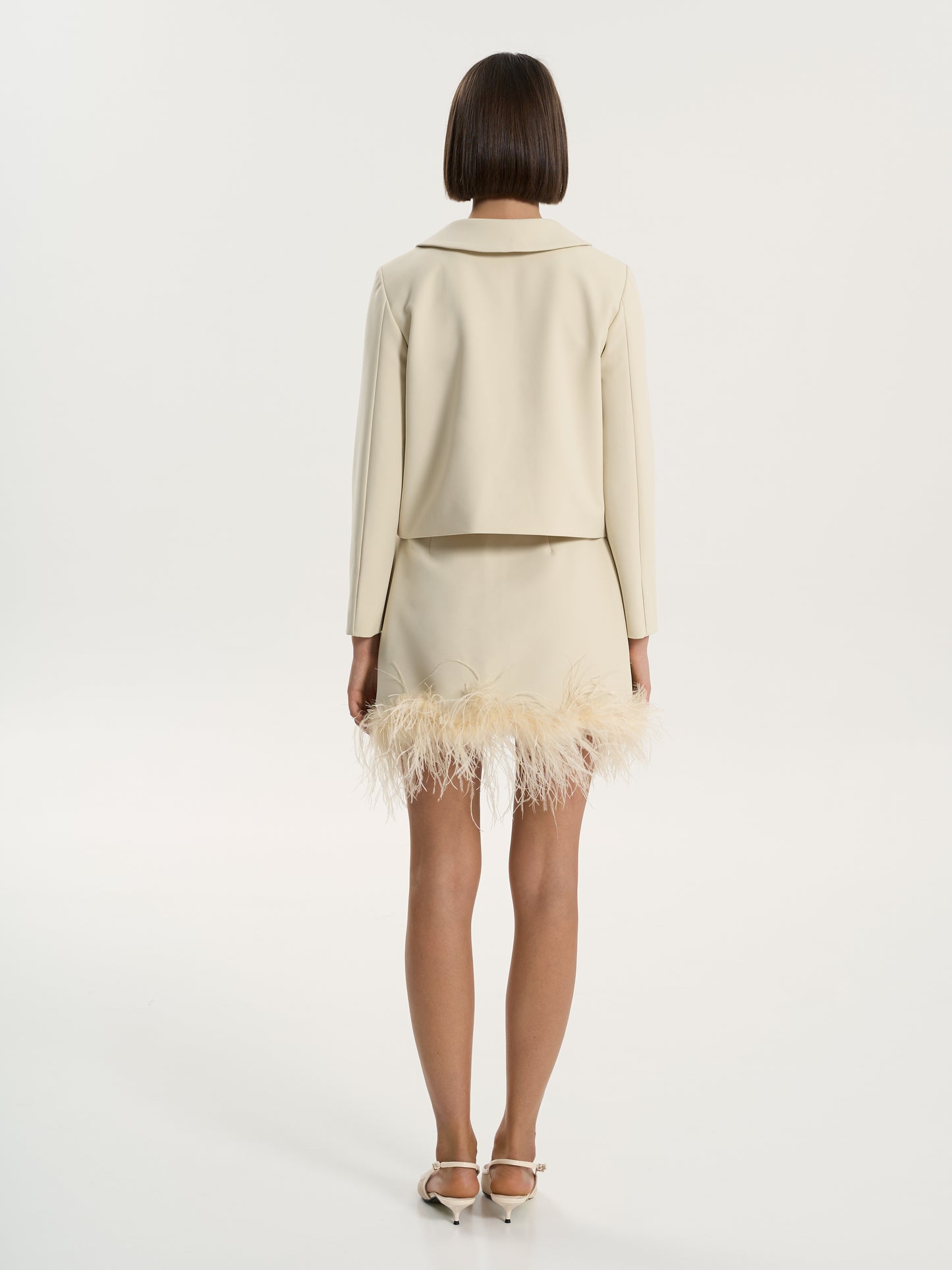 Milky skirt with fur