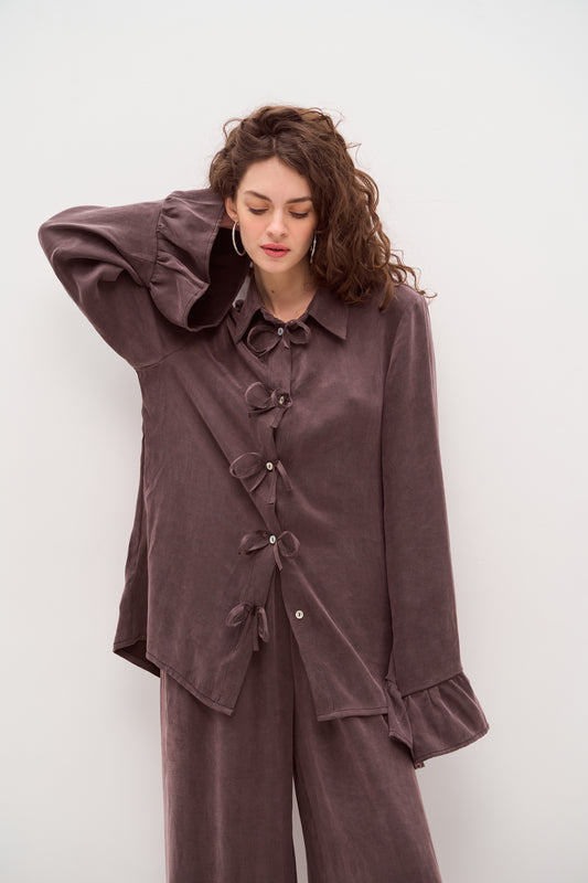 Brown-gray blouse with ruffles